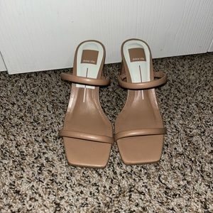 Dolce Vita Heels (6.5) in beige